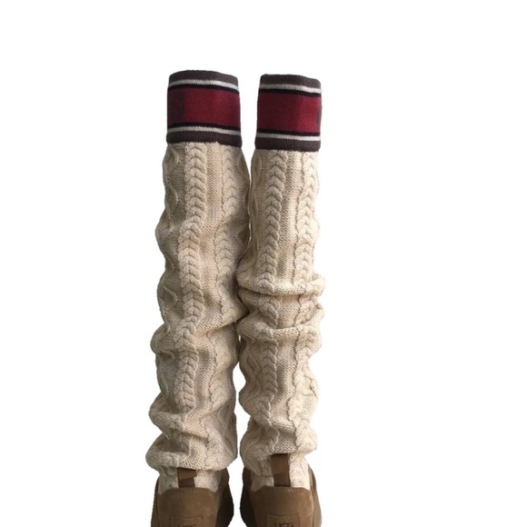 UGG Classic Sweater Letter Tall Chestnut Platform Boots sz US 8 NEW - Picture 4 of 16